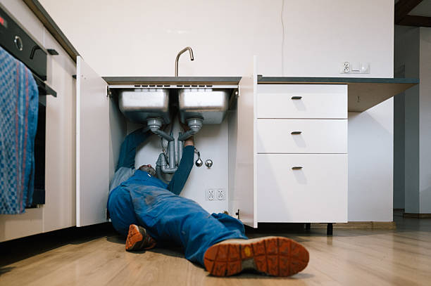 Professional Leak Detection technician working in Lawrenceburg, IN